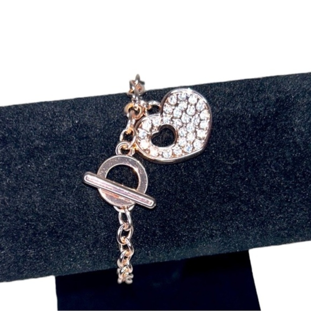 NEW Swarovski Crystal Rose Gold Sparkling Heart Charm Toggle Bracelet